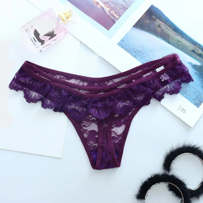 Women Sexy Thongs  Scalloped Floral Lace Fine Lingerie Low Waist Translucent Breathable Hollow Sheer Sexy Intimate Lingerie