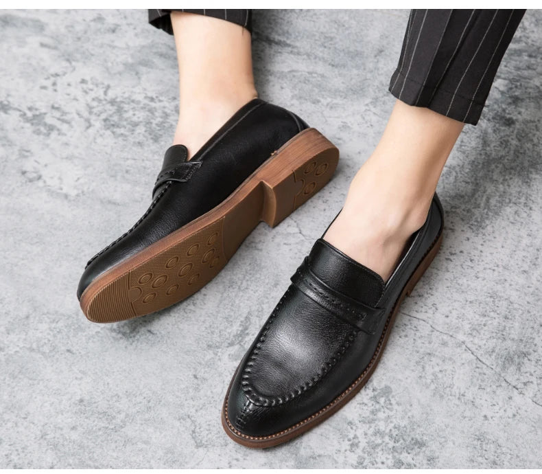 High Quality Formal Shoes For Men Loafers Men Business British Wedding Social Leather Shoes Men’s Dress Shoes Leather Shoes Male