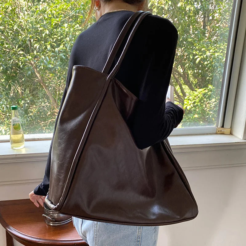 Women Tote Bag Fashion Underarm Pouch Large Capacity Soft Pu Leather Shoulder Bag Retro Crossbody Bag Casual Portable BucketBags