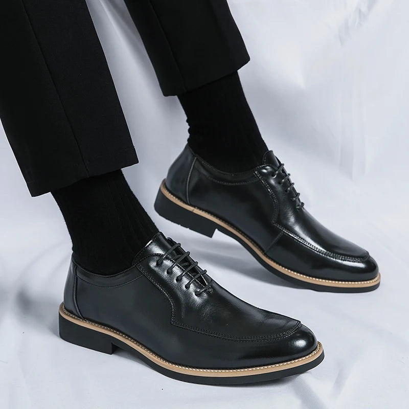 High End Brand Men's Party Formal Shoes Lace Up Pointed Men's Glossy Leather Shoes Classic Elegant Business Shoes Free Delivery