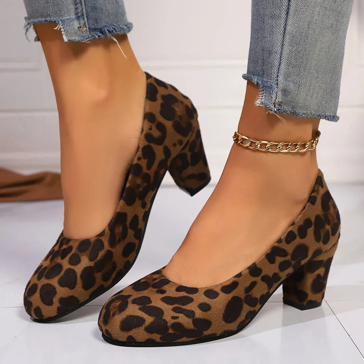 Autumn Single Shoes Women's Fashion New Round Toe Shallow Suede Cover Foot Non-slip Wear-resistant High Heels