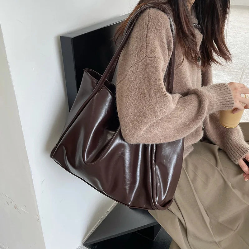 Women Tote Bag Fashion Underarm Pouch Large Capacity Soft Pu Leather Shoulder Bag Retro Crossbody Bag Casual Portable BucketBags