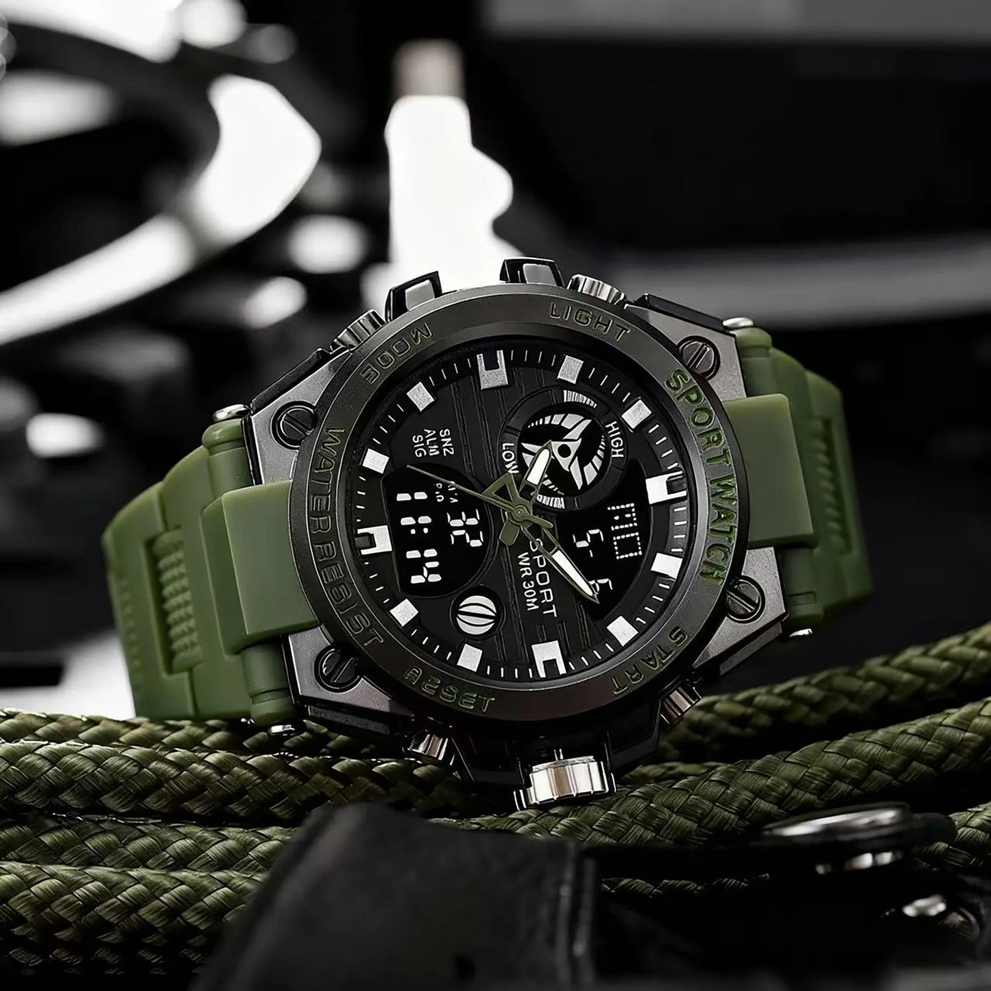 Electronic watch for men, students, junior and senior high school students, teenagers, multi-functional sports, high-quality men