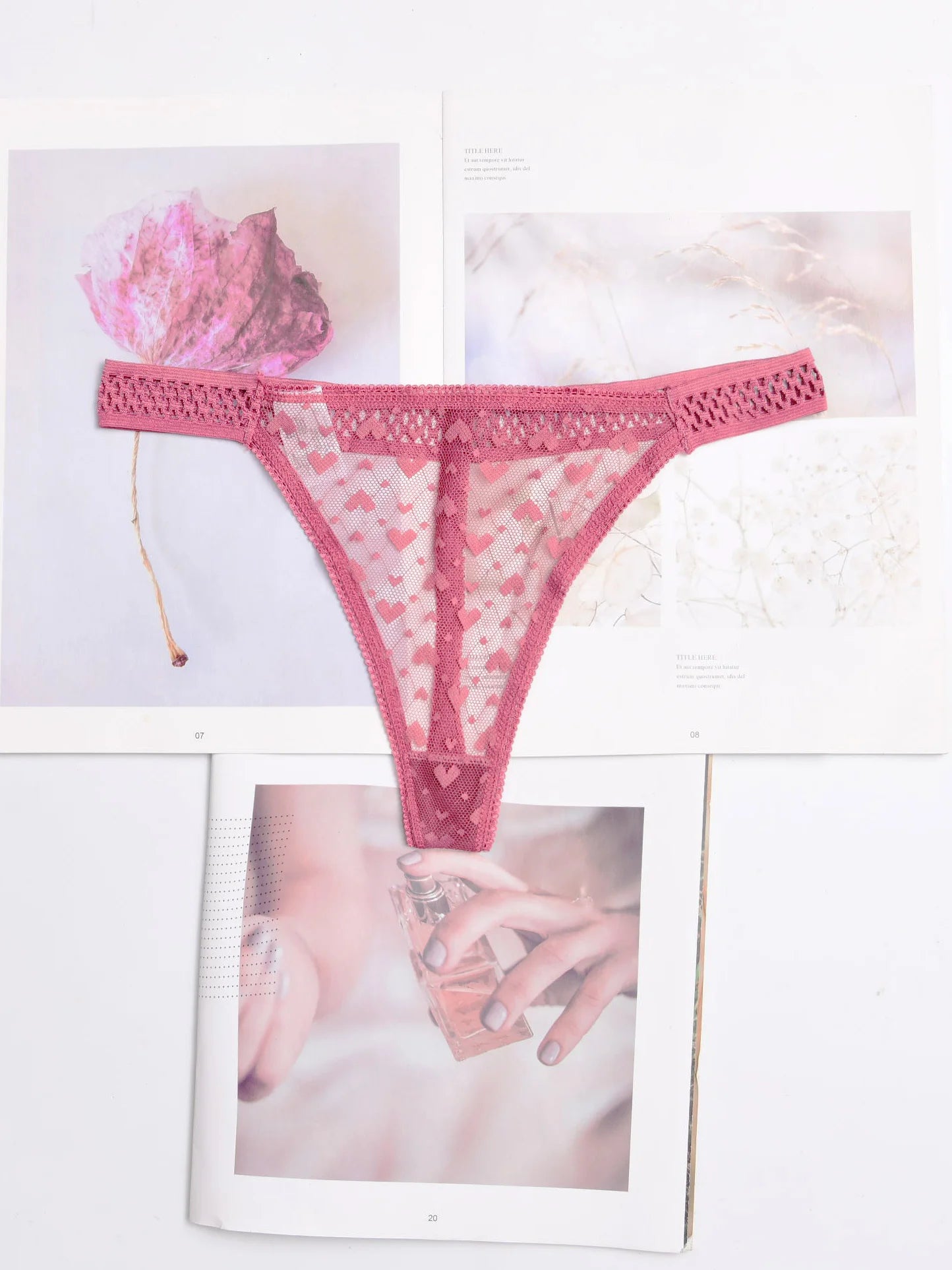Women's Sexy lingerie Thongs G-string Underwear Panties Briefs Ladies T-back luxury peach heart thong pure cotton lace
