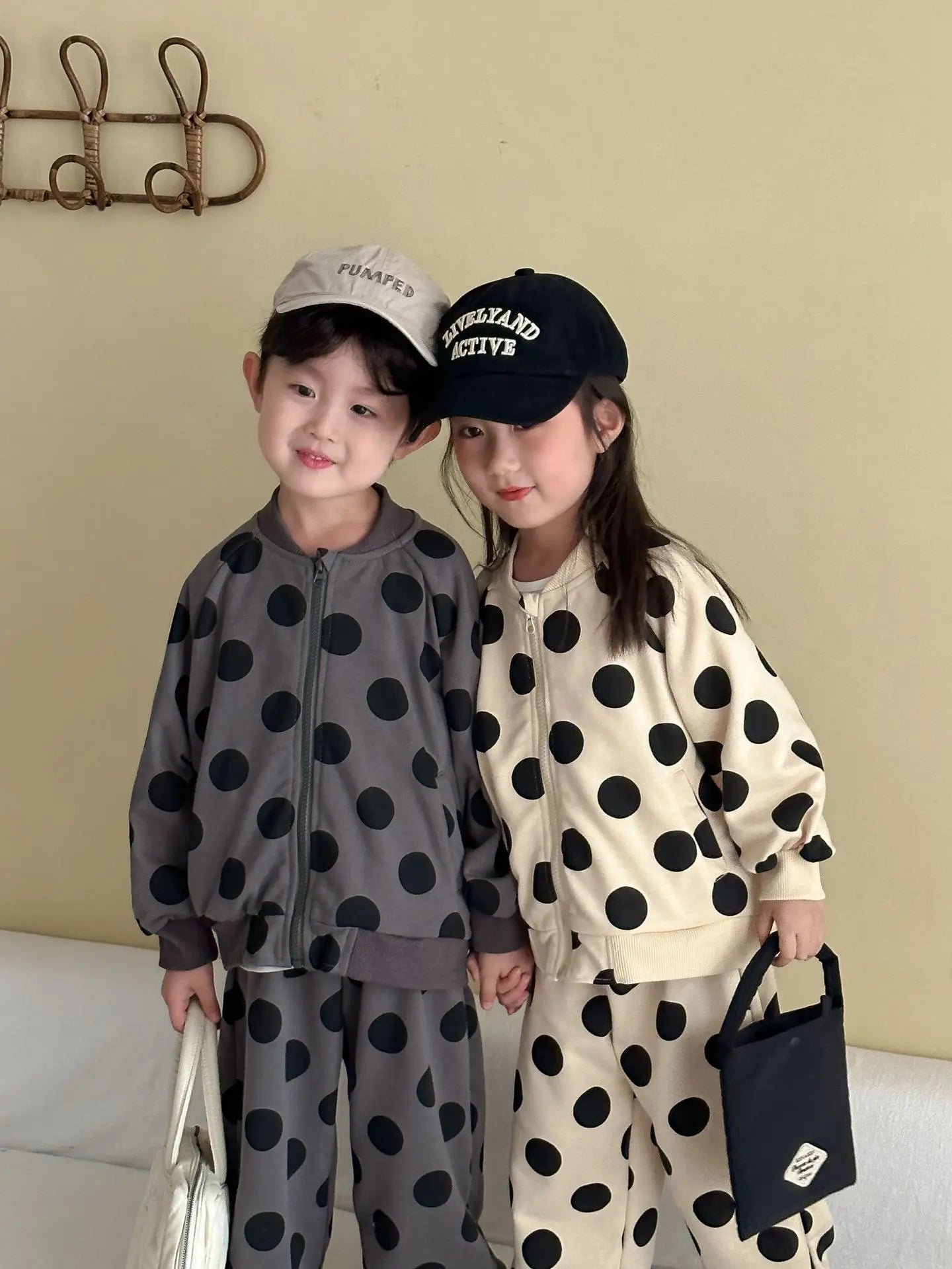 2025 Autumn New Children Long Sleeve Clothes Set Boys Girls Zipper Coat + Sweat Pants 2pcs Suit Kids Casual Polka Dot Outfits