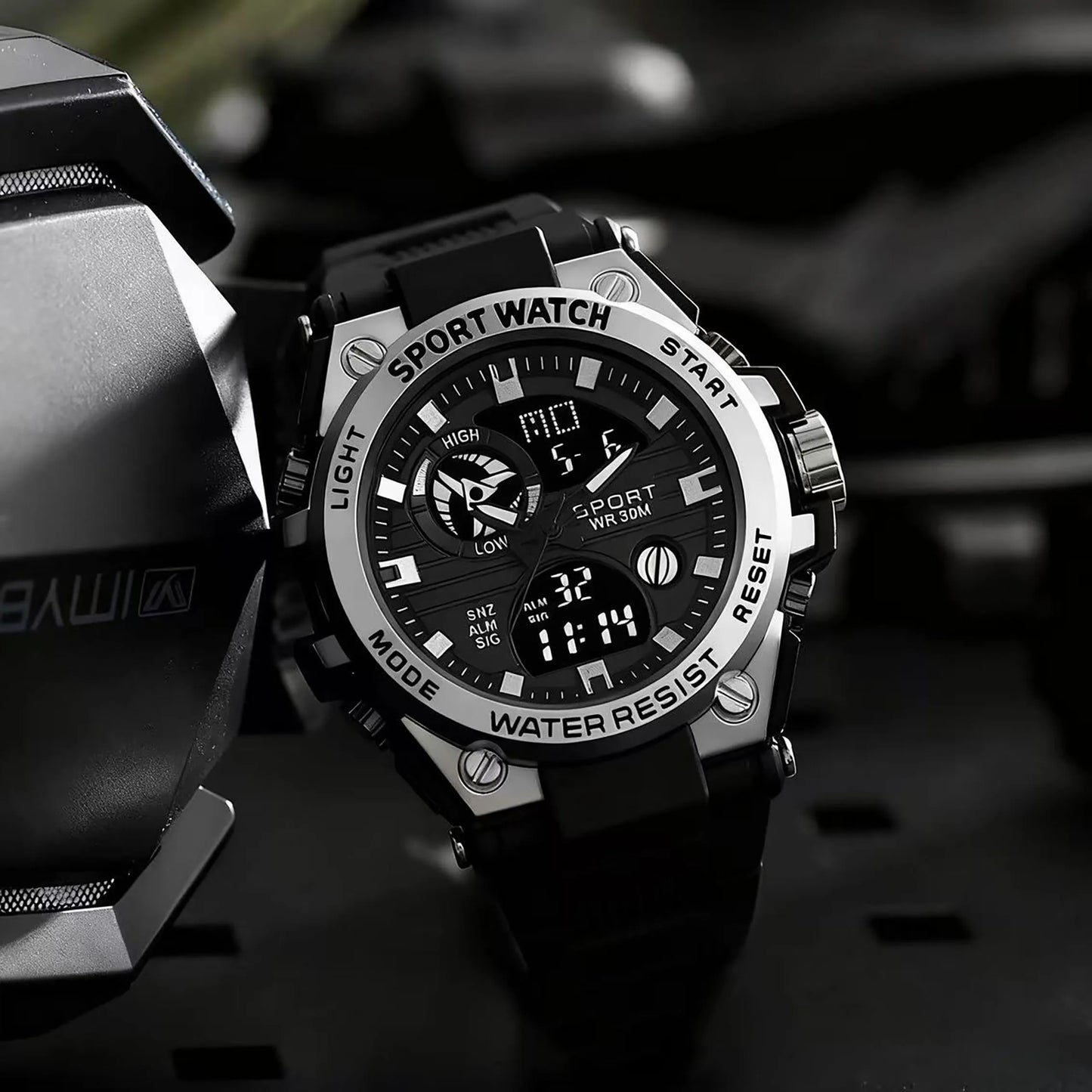 Electronic watch for men, students, junior and senior high school students, teenagers, multi-functional sports, high-quality men
