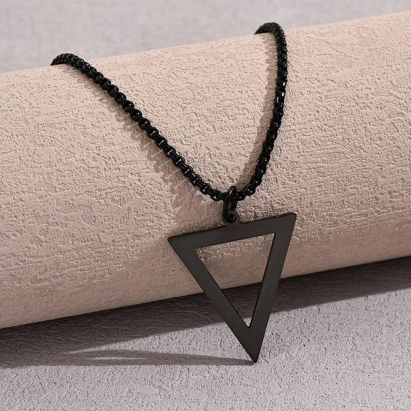 Vintage Fashion Men Jewellery Black Triangle Necklace For Men Stainless Steel Chain For Men Geometric Pendant Punk Party Jewelry
