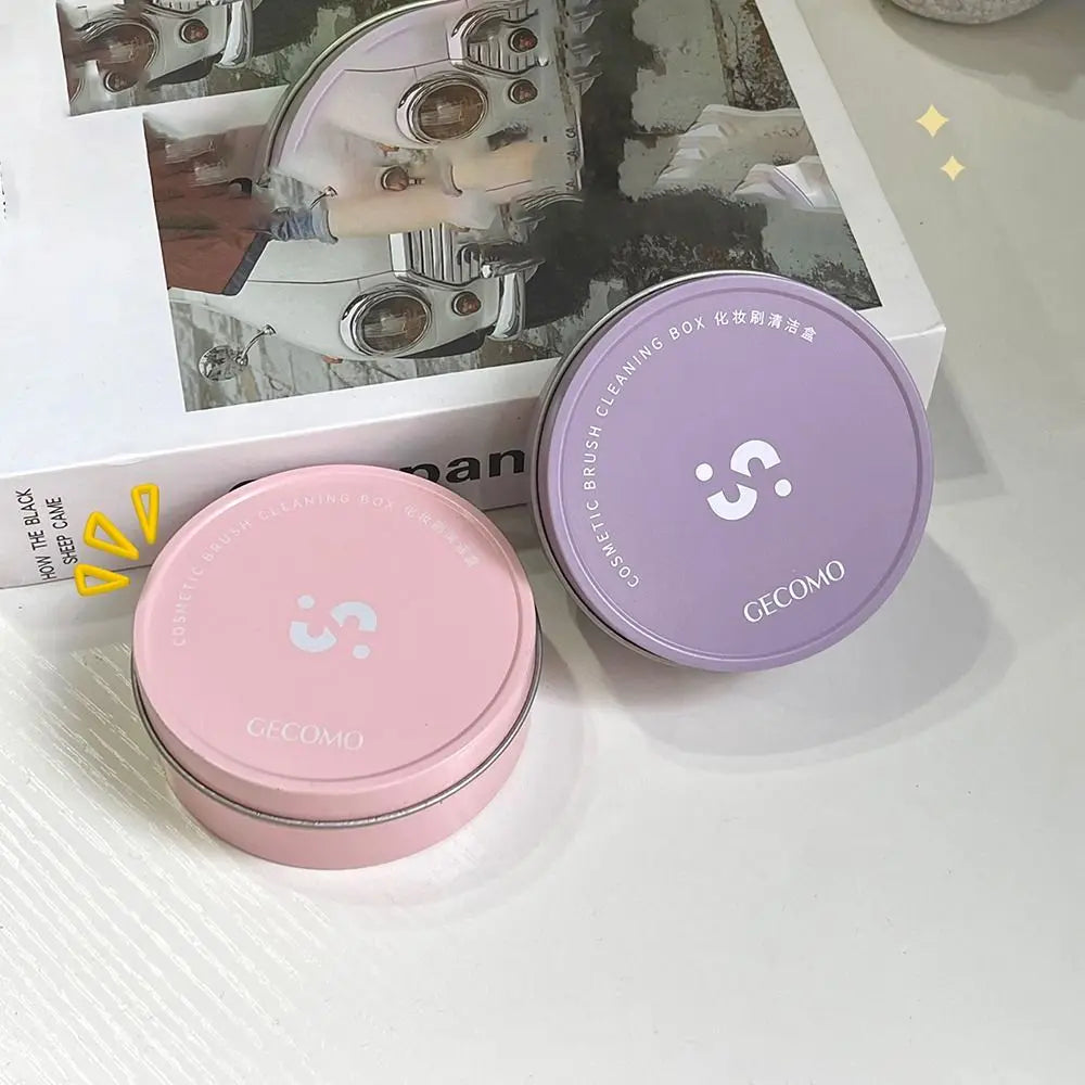 Portable Makeup Brush Cleaner Soft Lightweight Makeup Brush Cleaning Box Dry Cleaning Durable Make Up Brush Cleaning Tool Girl