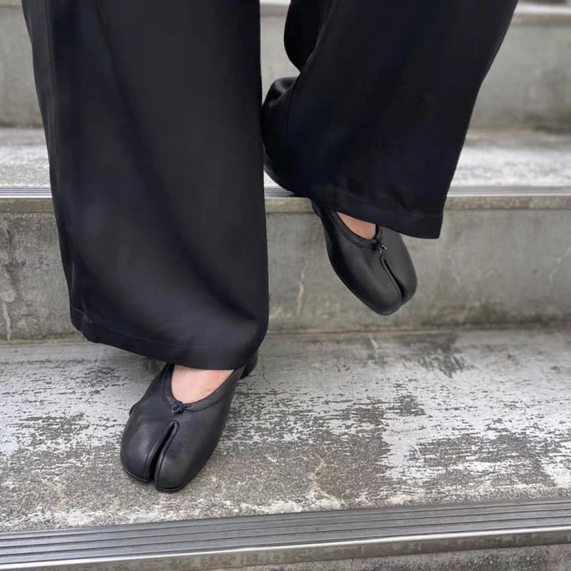 2026 New Women Pumps Fashion Split Toe Shoes Woman Luxury Brand Design Women Caucal Shoes Ins Style Elegant High Heels Female