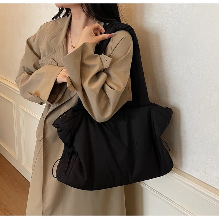Women Nylon Bucket Shoulder Bag Large Capacity Tote Bag Fall Winter Versatile Cotton-padded Handbag Guangzhou High Quality Bag