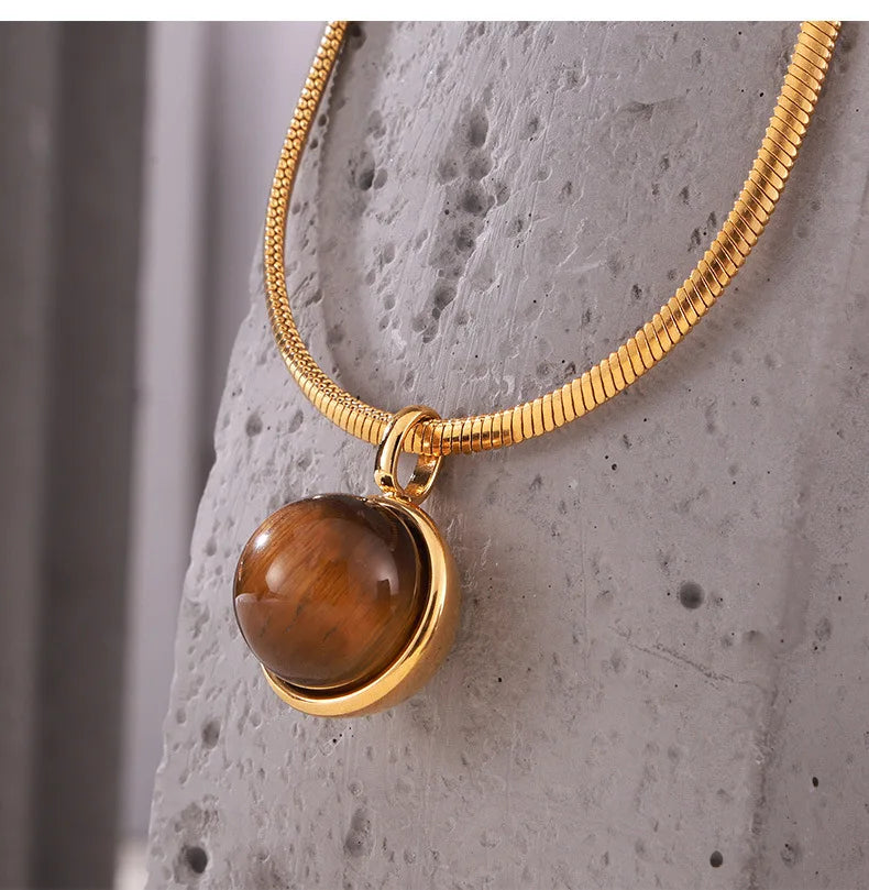 Women's Necklace with Retro Style Pearl Natural Stone Pendant Titanium Steel Lock Chain Fashionable Jewelry Accessories