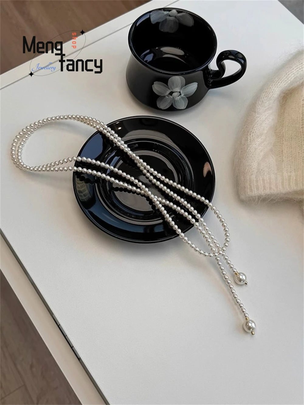 This 130cm Long Glass Pearl Necklace Can Be Worn In Multiple Ways. The Long Necklace Is Elegant And Trendy. It's A Retro Sweater