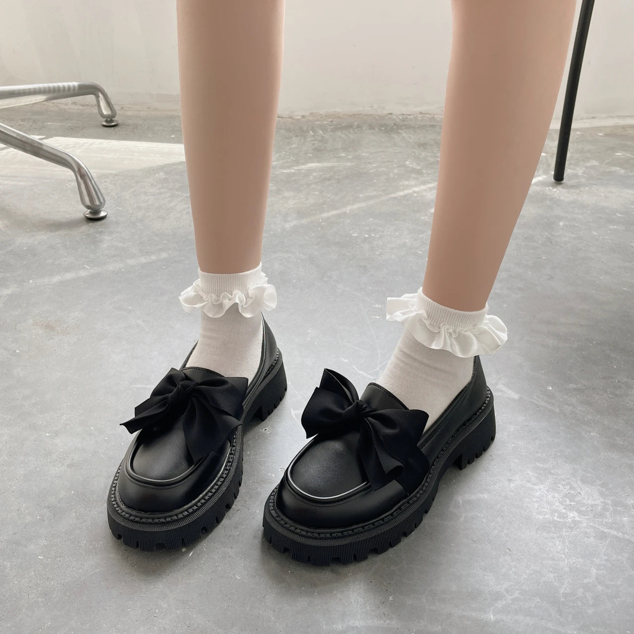 Women Flat Shoes Bow Leather Shoes Ladies 2024 New Autumn Thick Heel Loafers Woman Fashion Comfortable Work Shoes Zapatos