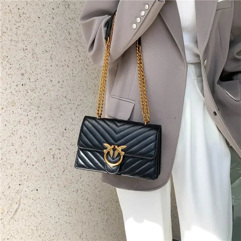Ladies' elegant crossbody bag with shoulder strap design, made of high-quality leather material, classic and popular