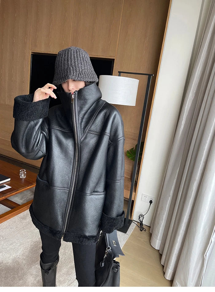 2025 Autumn Winter Fur Integrated Lamb Wool Coat Women's European And American Street Temperament Fashion Locomotive Fur Coat