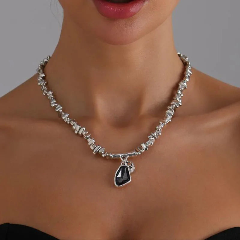 New Long Necklace Female Sweater Chain Irregular Crystal Pendant Charms Choker Necklace for Women Elegant Jewelry Gifts