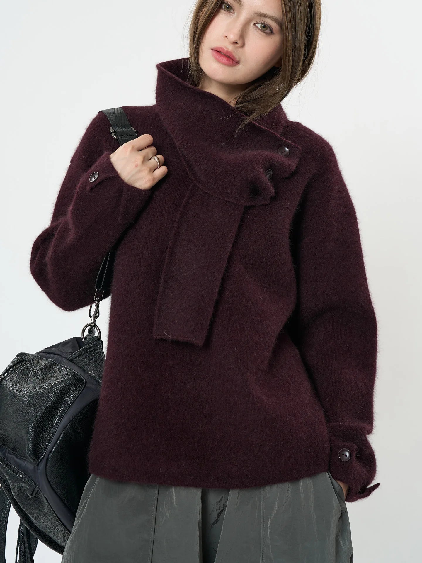 Winter wool sweater women's casual solid color round neck long sleeved scarf decoration loose sweater