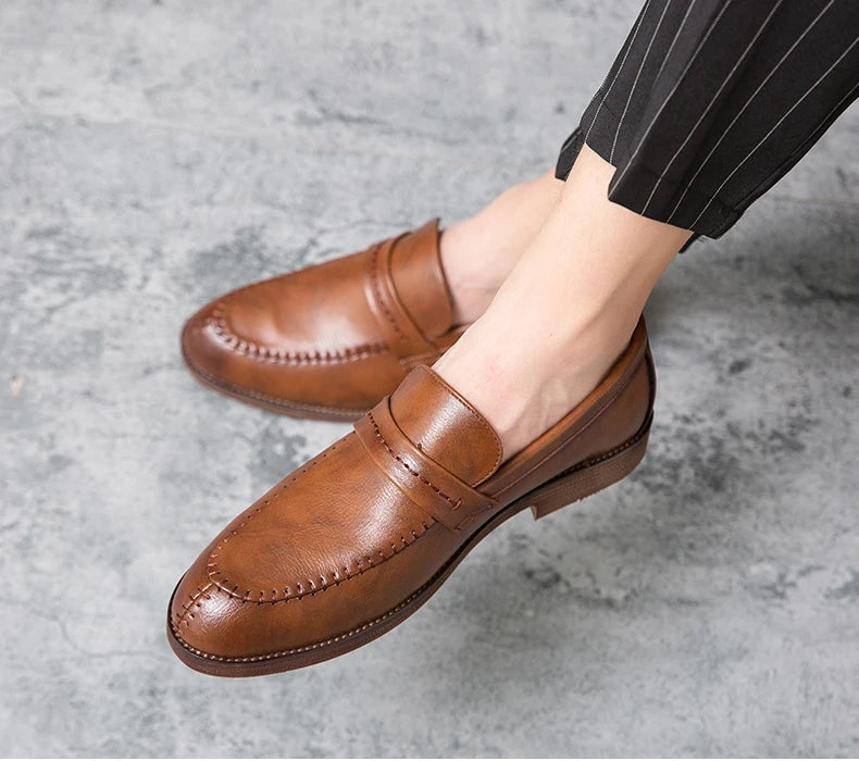 High Quality Formal Shoes For Men Loafers Men Business British Wedding Social Leather Shoes Men’s Dress Shoes Leather Shoes Male