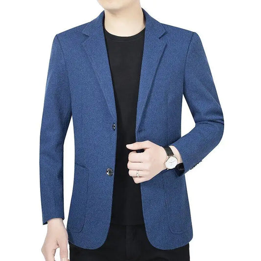 Men's woolen suit spring and autumn jacket is fashionable, cool and versatile. It is a solid-color checkered flat lapel short to