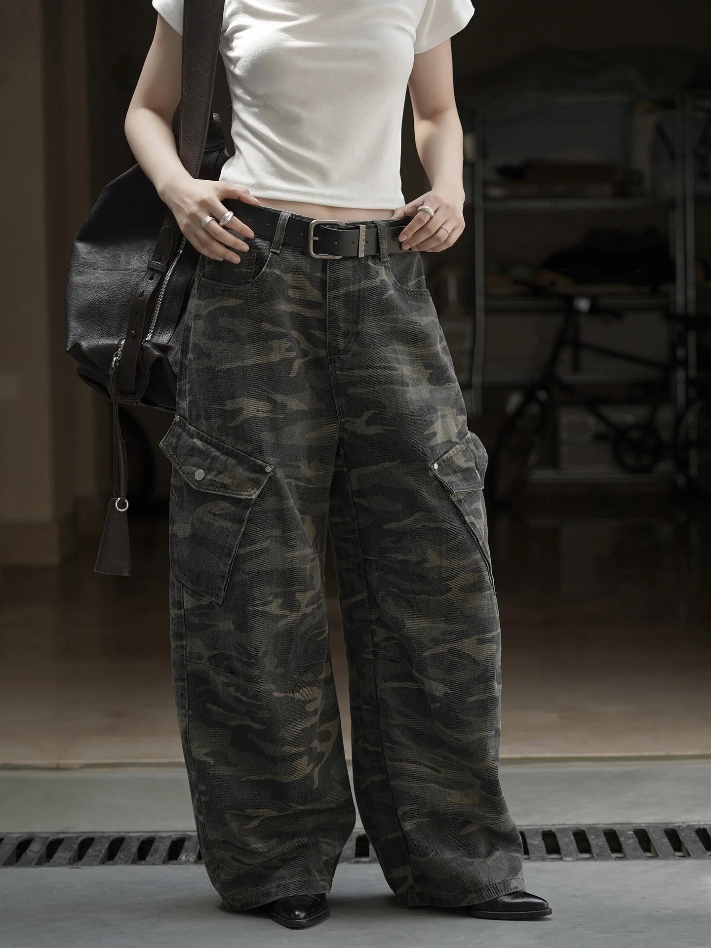 Retro and trendy waistband, workwear, large pocket, casual pants, three-dimensional and stylish pants for women