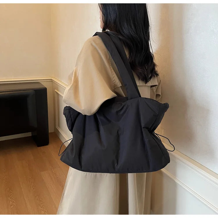 Women Nylon Bucket Shoulder Bag Large Capacity Tote Bag Fall Winter Versatile Cotton-padded Handbag Guangzhou High Quality Bag