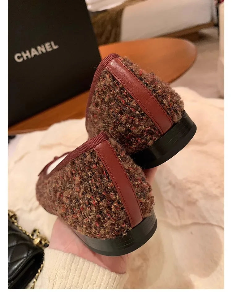 Flat Shoes for Women 2025 Spring and Autumn Round Toe Color Blocked Butterfly Bow Velvet Light Mouth Fashionable Single Shoe