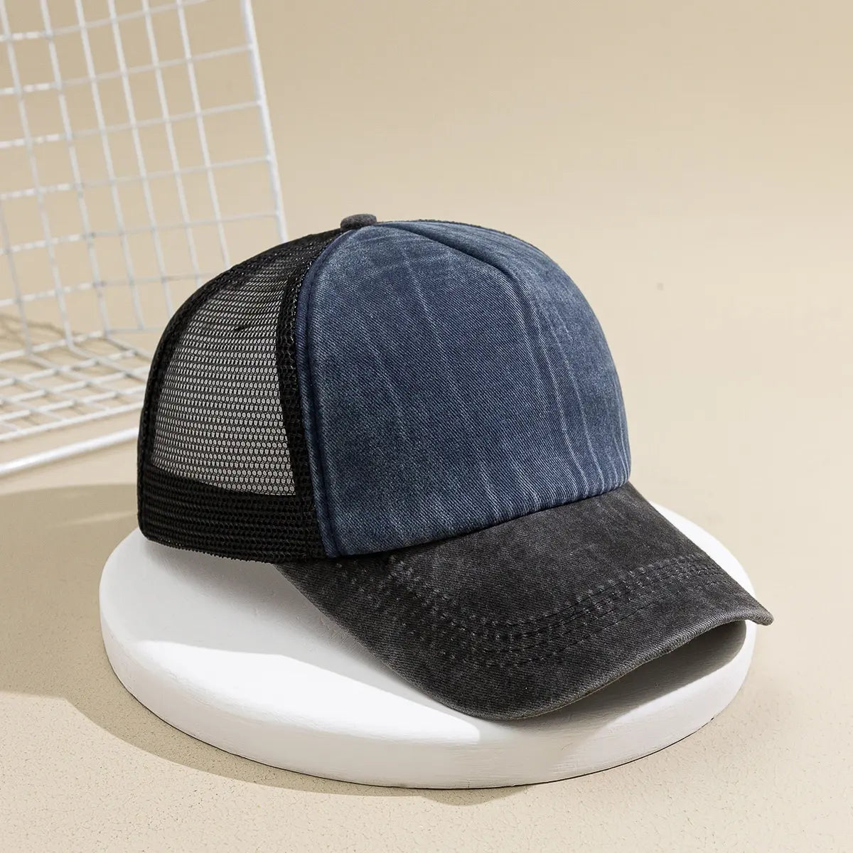 Japanese-style Retro Patterned Board with Solid Color Patchwork, Sponge-covered Top, Semi-netted and Sheer Baseball Cap