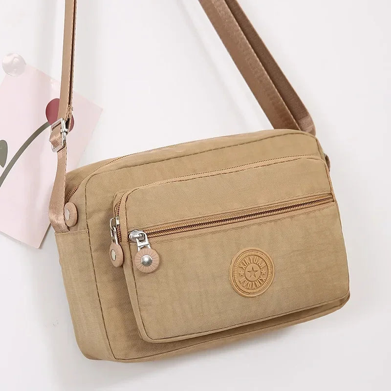 Fashionable Crossbody Bags for Women Leisure Shoulder Bag with Adjustable Shoulder Strap Zipper Closure Suitable for Daily Use