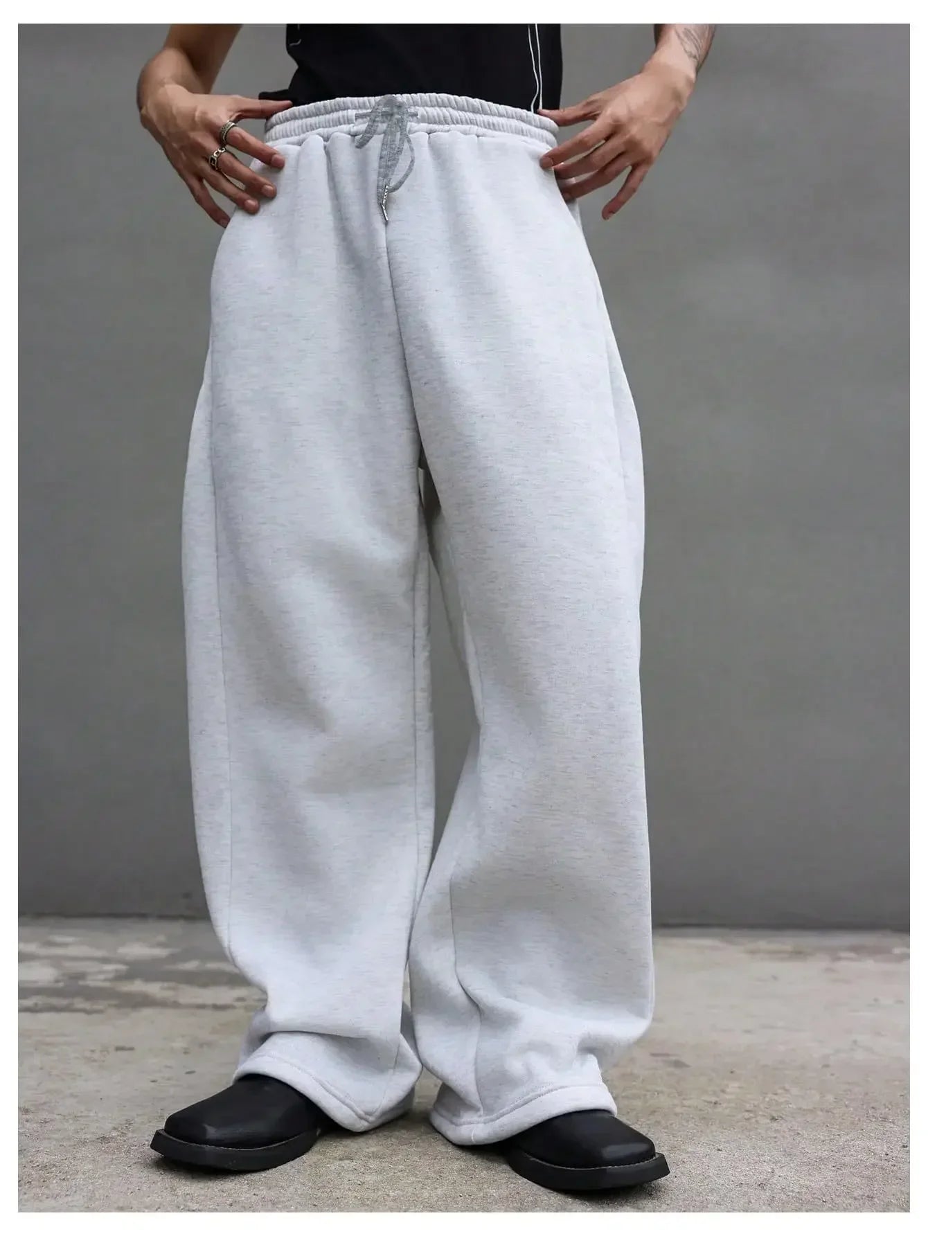 2025 New Korean style Sweatpants Sport Pants Men Running Pants Spring Summer Loose Casual Sweat Pants Straight Jogging Pants Men