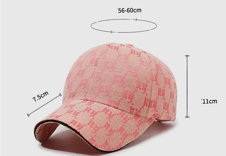 Elegant and Trendy White Baseball Cap: A Blend of Style and Versatility