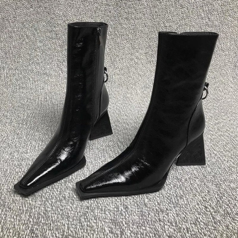 Horse Boots Female Ins Pointed Pink Skinny Boots 2023 Winter New Patent Leather Thick with Fashion High Heel Short Boots