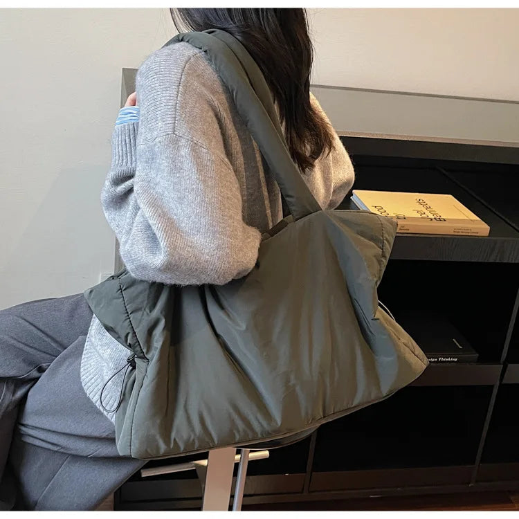 Women Nylon Bucket Shoulder Bag Large Capacity Tote Bag Fall Winter Versatile Cotton-padded Handbag Guangzhou High Quality Bag