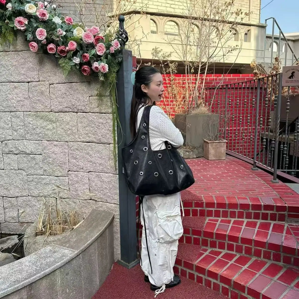 Women Bag 2025 New Fashion PU Rivet High-Capacity Shoulder Bag Handbag Simple Office Lady Women Bags