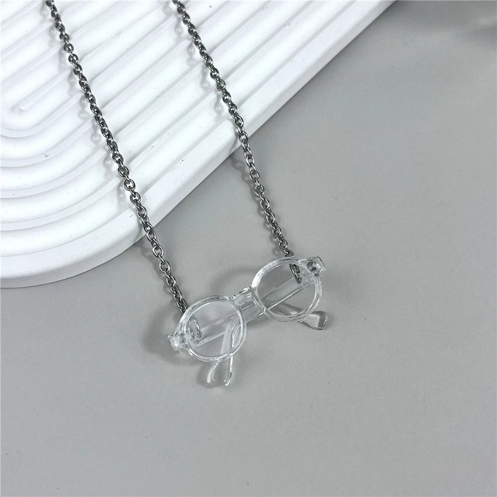Artistic Glasses Shaped Necklace Niche Design Style Glasses Pendant Necklaces Simple Versatile Jewelry Fashion Necklace Gift