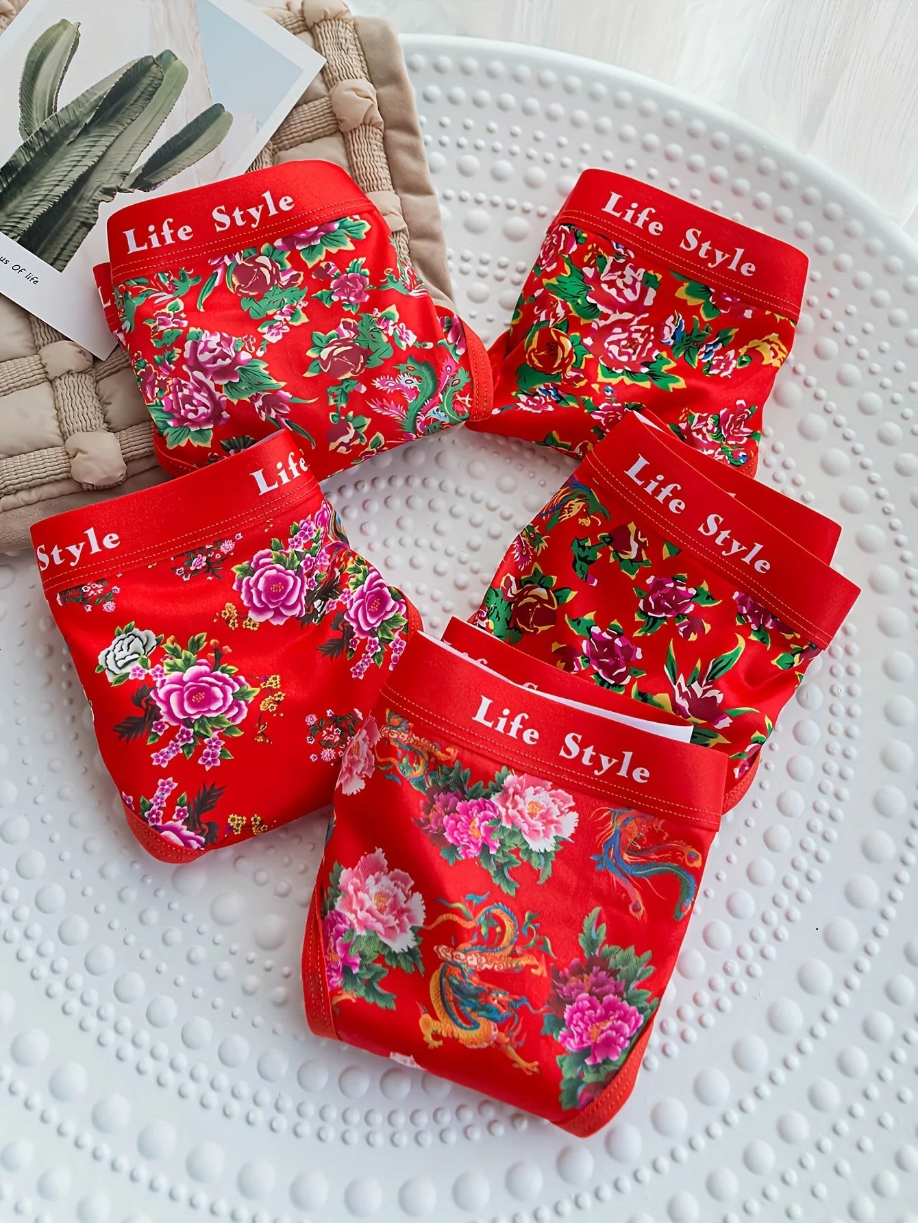 5 pairs of Chinese Northeastern flower-style women's thongs with English belts and pure cotton underpants