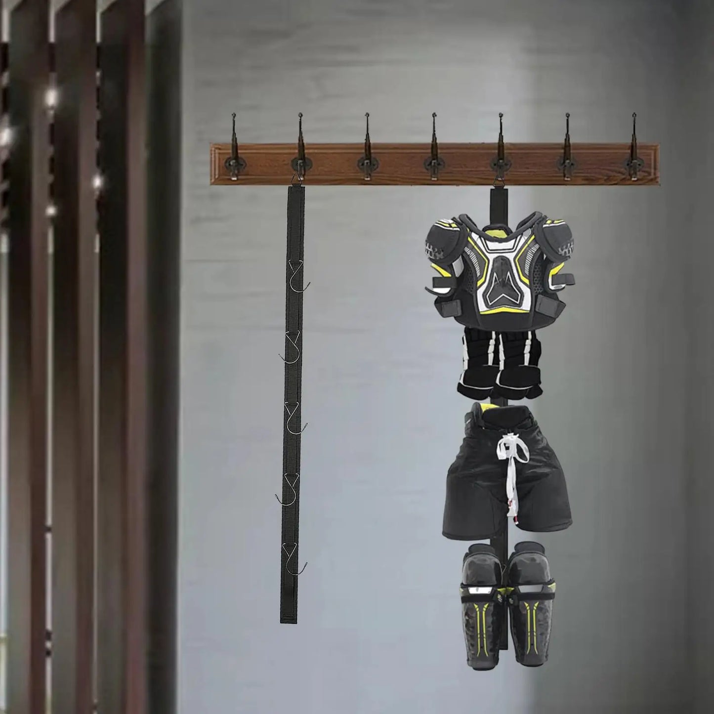 Hanging Portable Hockey Equipment Drying Rack Space Saving Sports Gear Organizer Adjustable Hooks for Home Training