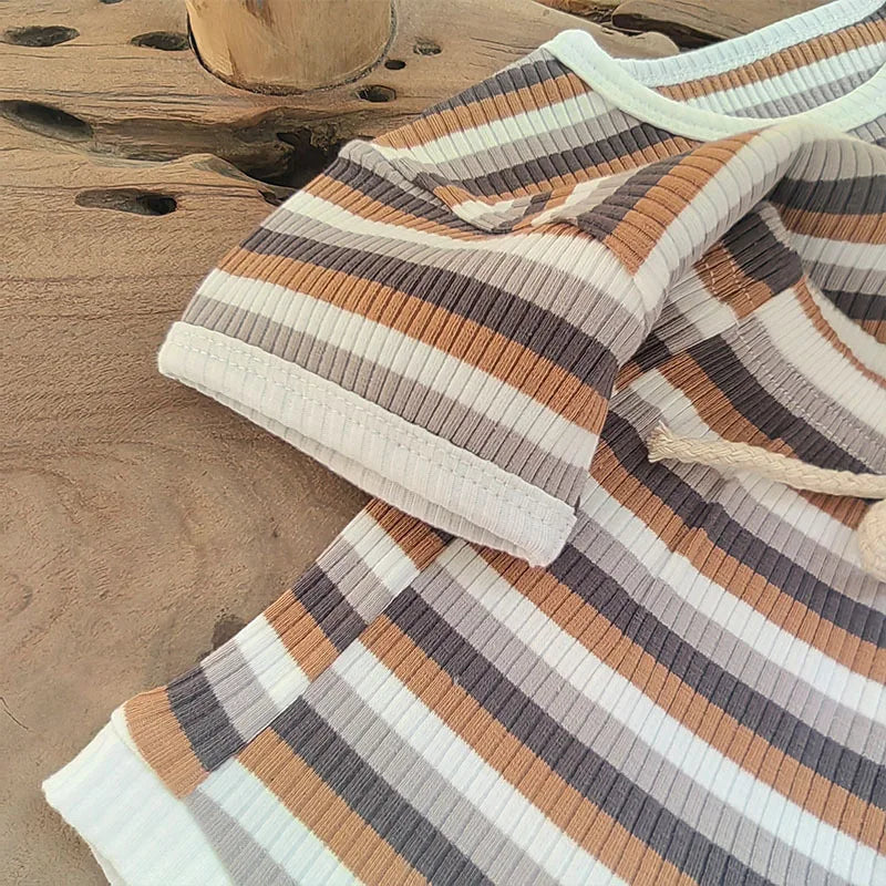 Comfortable Baby Clothes Set  Boys Simplicity Stripe Round Neck T-shirt +  Striped Shorts  breathable casual girl short sleeved