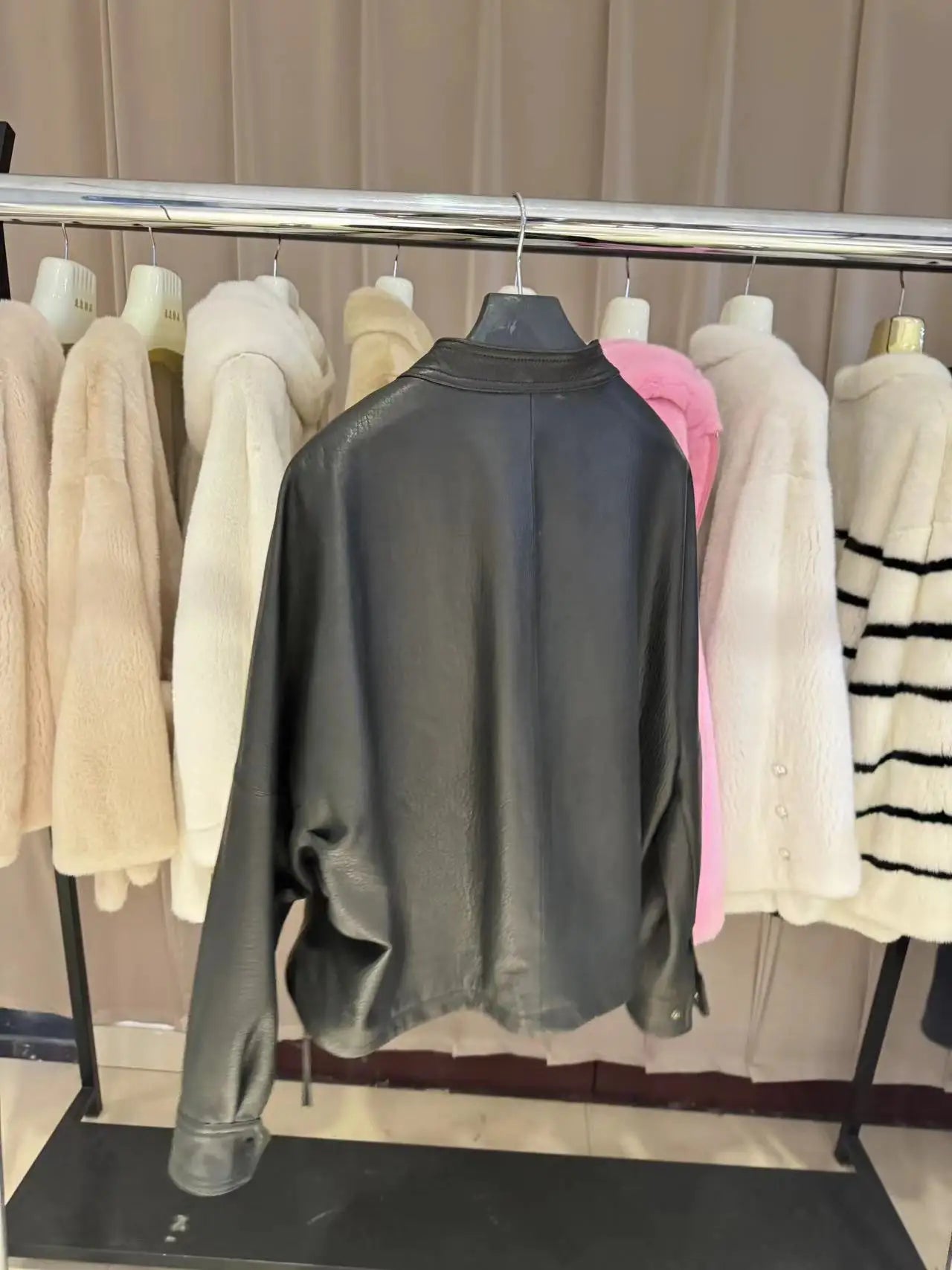 new fashion sheepskin genuine leather women short coat 2024 autumn and winter outside wear coat