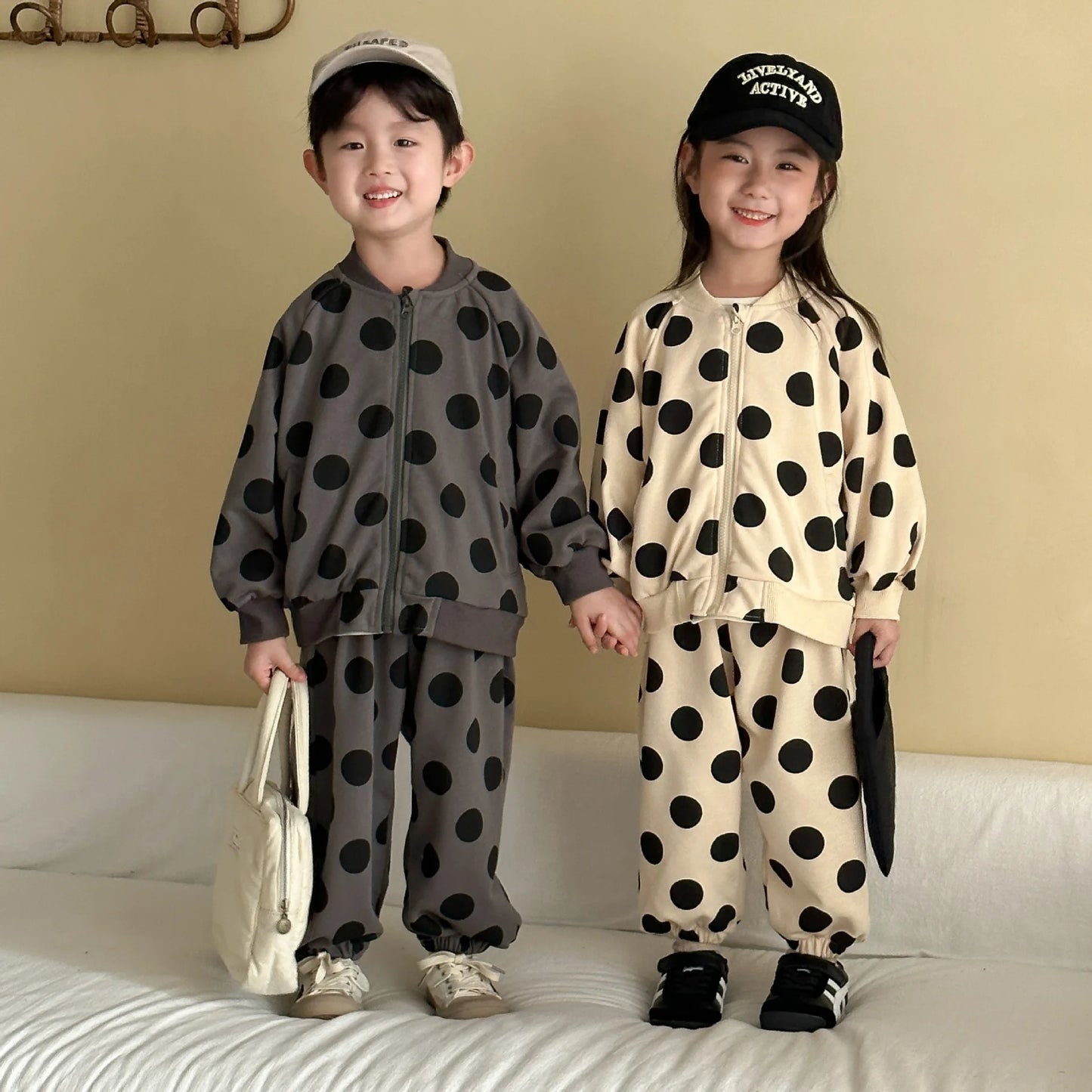 2025 Autumn New Children Long Sleeve Clothes Set Boys Girls Zipper Coat + Sweat Pants 2pcs Suit Kids Casual Polka Dot Outfits
