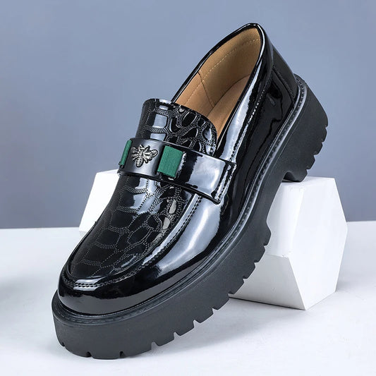 New Leather Shoes Men's Round Toe Thick soled Formal Shoes Loafers Non Slip Fashion Light luxury college Business Casual Shoes