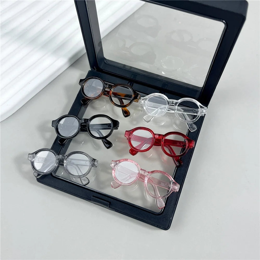 Artistic Glasses Shaped Necklace Niche Design Style Glasses Pendant Necklaces Simple Versatile Jewelry Fashion Necklace Gift
