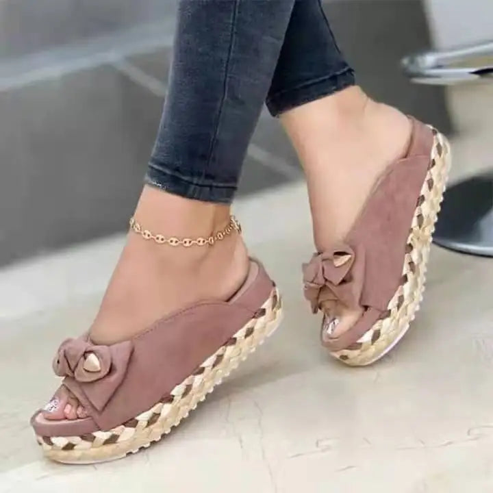 Women Woven Thick Sole Slippers Soft Stitching Ladies Sandals Comfortable Flat Sandals Women Open Toe Beach Shoes Woman Footwear