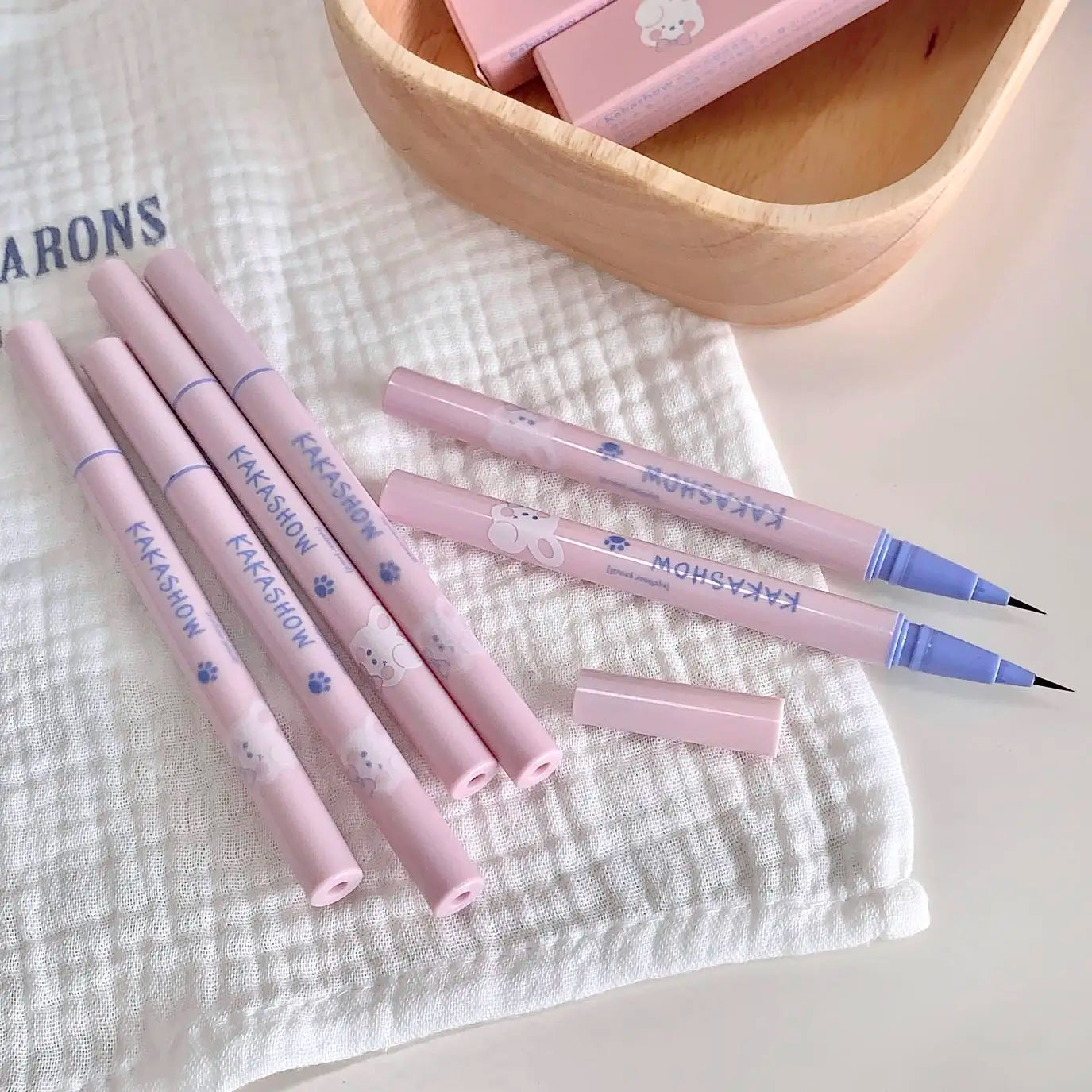 Ultra Slender Liquid Eyeliner Fast Drying Smooth Waterproof Eyeliner Pen Long Lasting Black Brown Lower Eyelash Pen Cosmetics