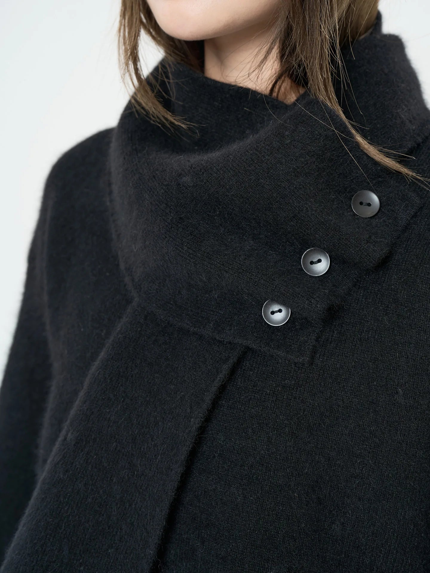 Winter wool sweater women's casual solid color round neck long sleeved scarf decoration loose sweater