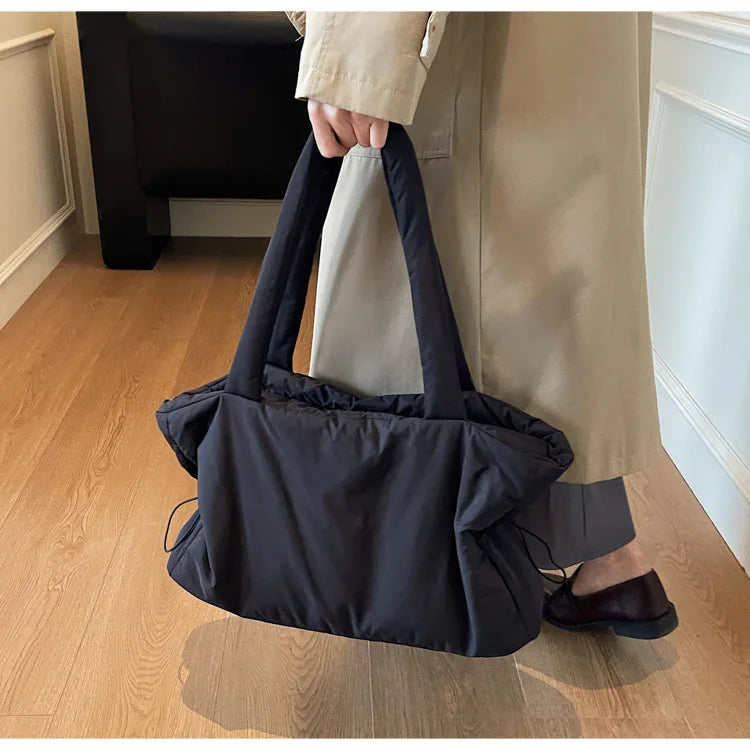 Women Nylon Bucket Shoulder Bag Large Capacity Tote Bag Fall Winter Versatile Cotton-padded Handbag Guangzhou High Quality Bag