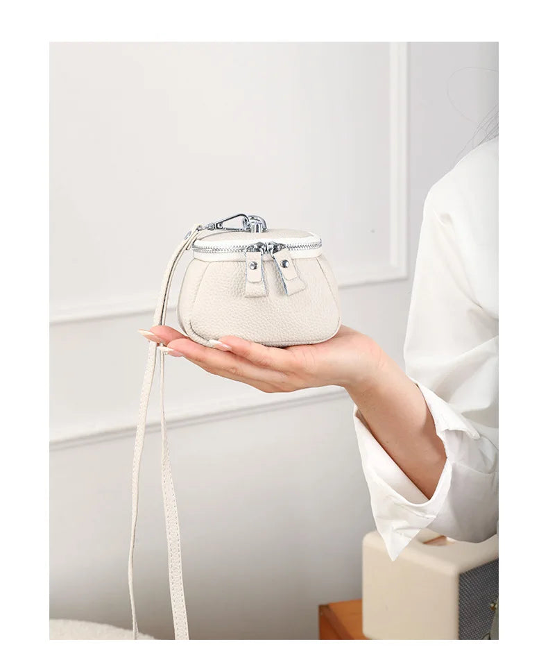 Ladies Genuine Leather Cosmetic Bag Fashion Cosmetic Case Makeup Bag Women Clutch Mini Toiletry Bag Cosmetic Pouch with Lanyard