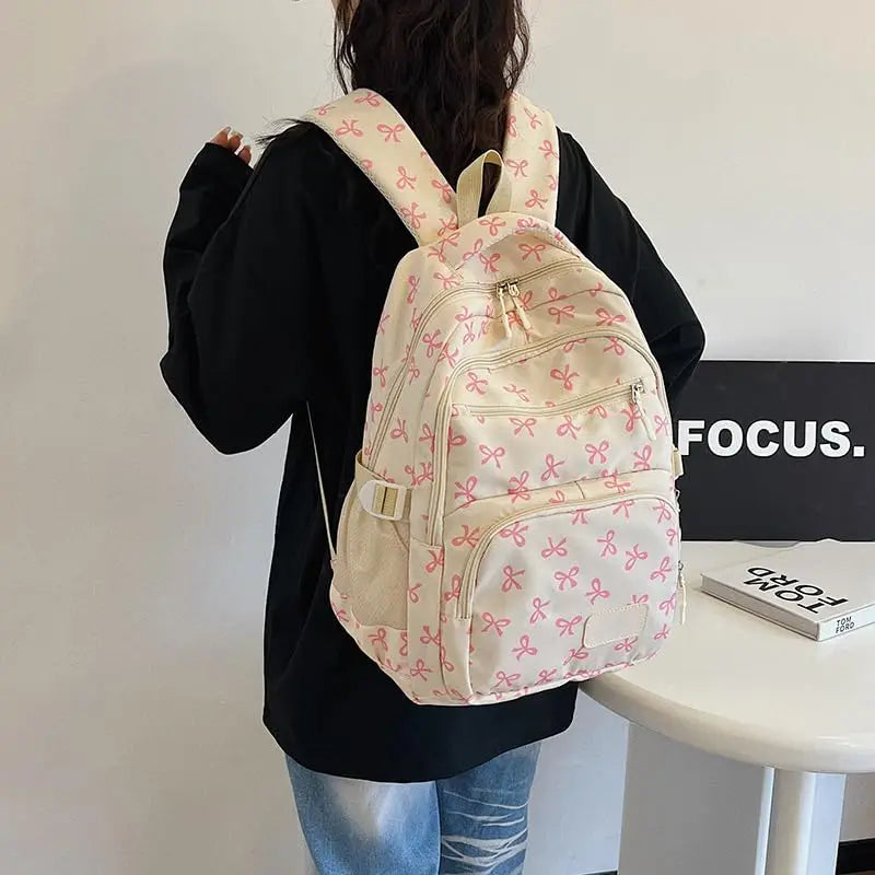Backpack for Girl Cute Backpack Bow Full Travel Bags Lightweight Backpack Class Bags for Girl High School Students School Bag