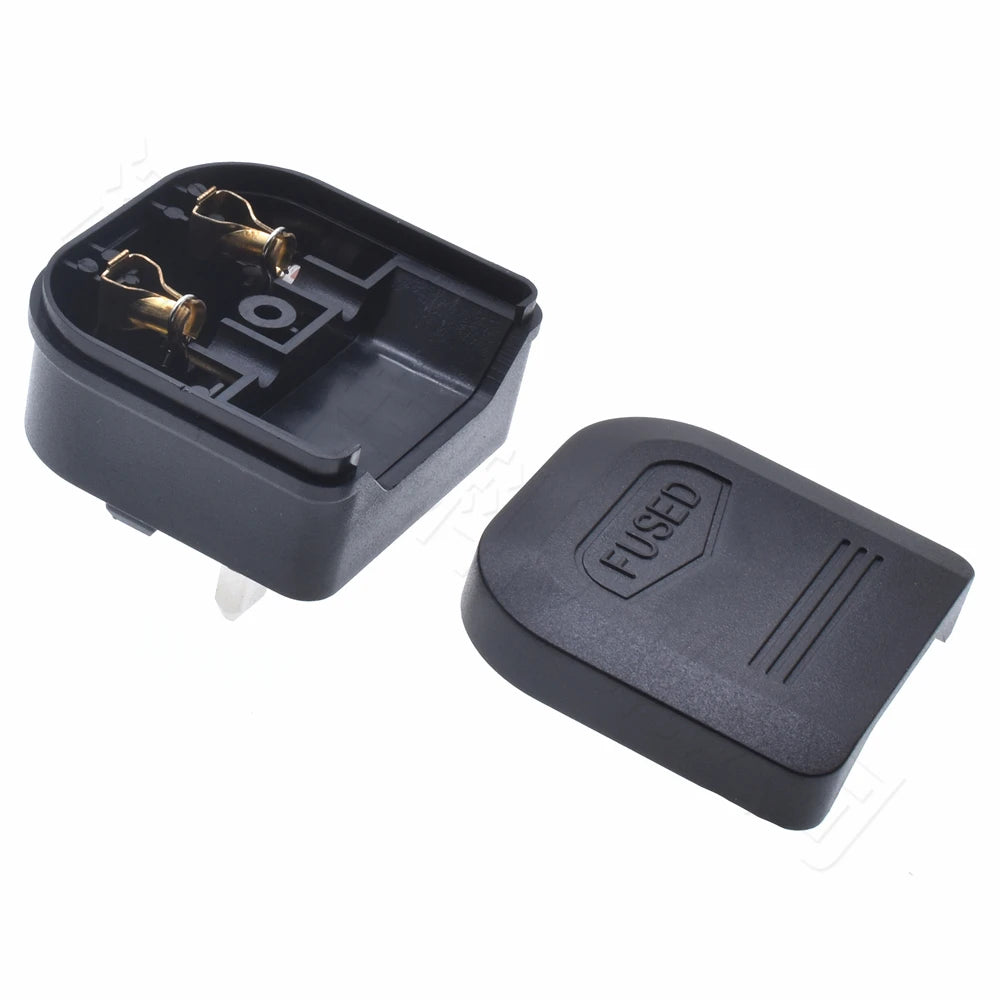 European EU 2Pin to UK 3Pin Power Socket Travel Plug Japan European EU to UK Travel Adapter Electrical Charger Adapter Converter