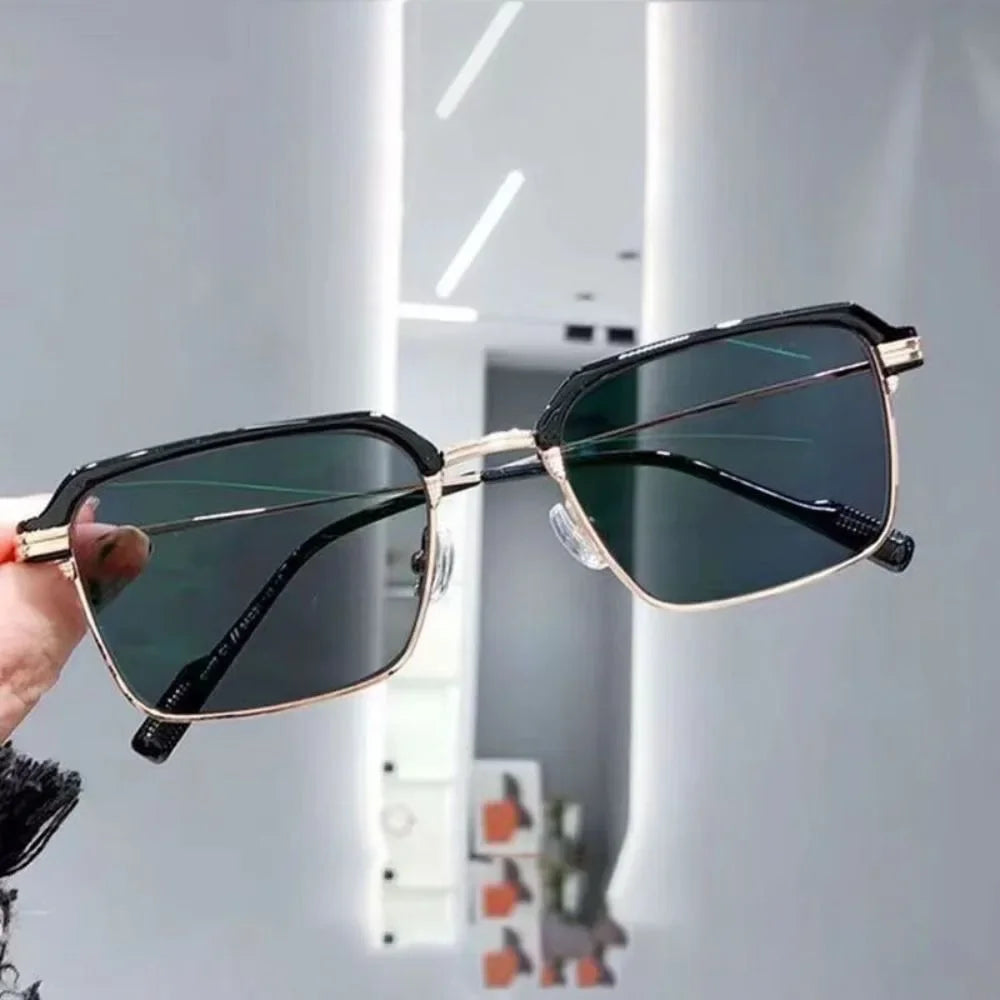 Photochromic Reading Glasses High Definition Men's Anti-blue Presbyopia Eyewear Metal Fashion Classic Hyperopia Eyeglasses