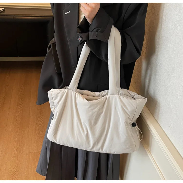 Women Nylon Bucket Shoulder Bag Large Capacity Tote Bag Fall Winter Versatile Cotton-padded Handbag Guangzhou High Quality Bag